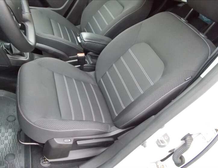 Dacia Duster SUV 999,0 67 kw