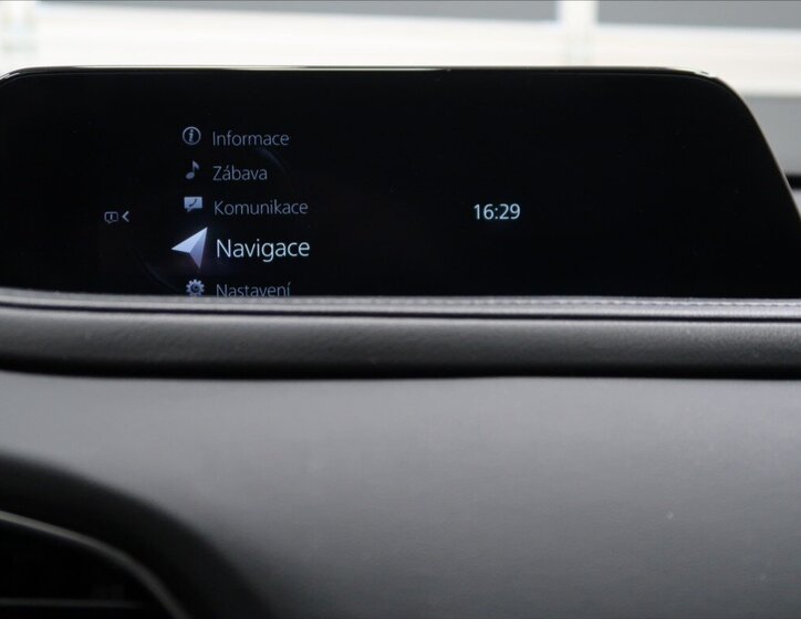 Mazda CX-30 SUV / Terénní 2,0 l 90 kw