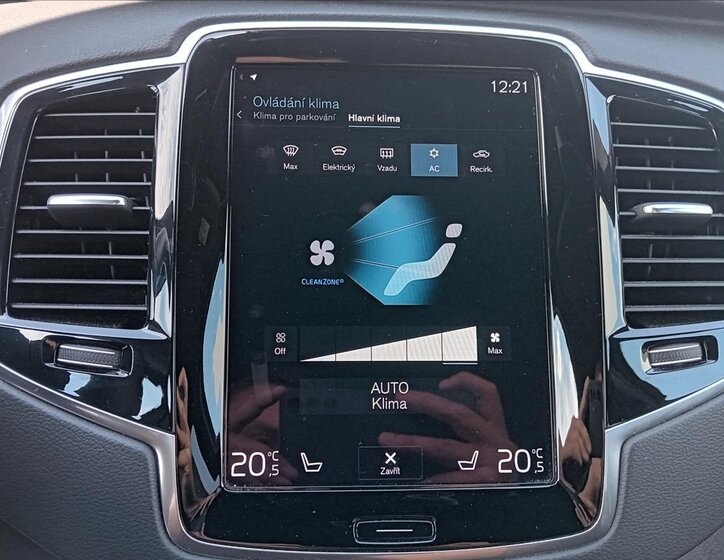 Volvo XC90 SUV 2,0 l 173 kw