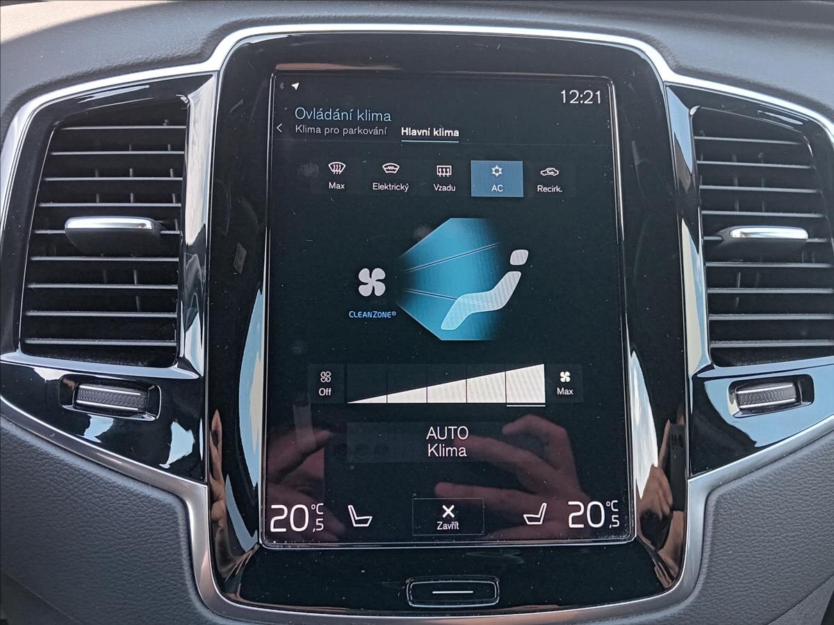 Volvo XC90 SUV 2,0 l 173 kw