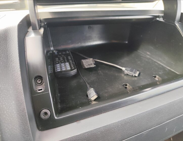 Volkswagen Caravelle Kombi 2,5 l 96 kw