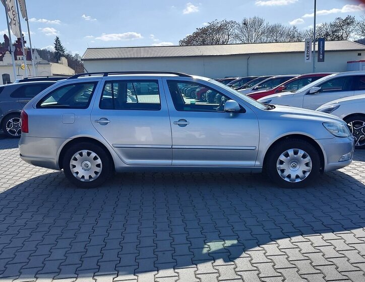 Škoda Octavia Kombi 2,0 l 103 kw