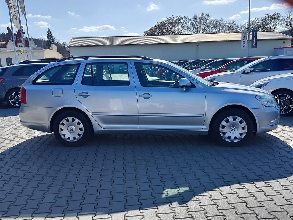 Škoda Octavia Kombi 2,0 l 103 kw
