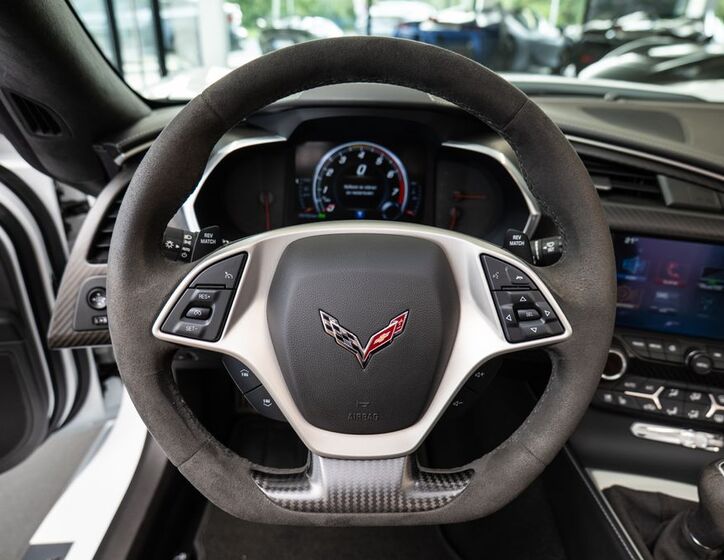 Chevrolet Corvette 6