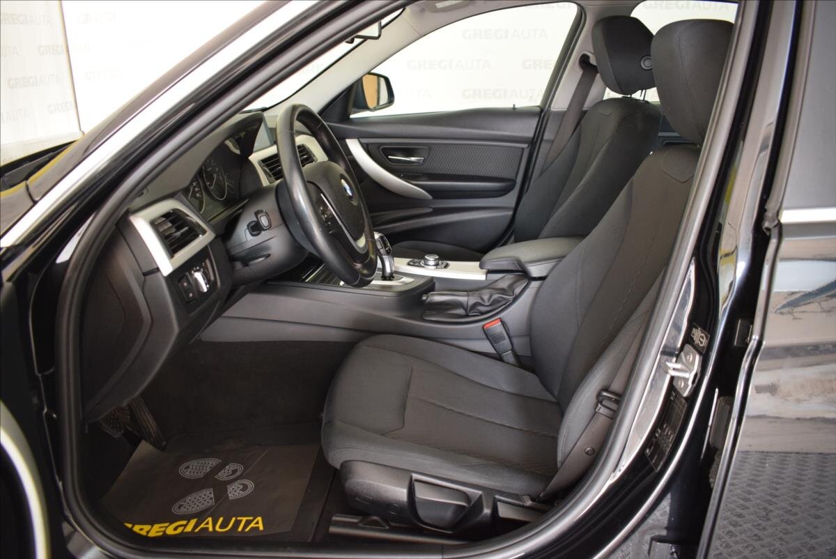 BMW Řada 3 Sedan / Limuzína 1,6 l 100 kw