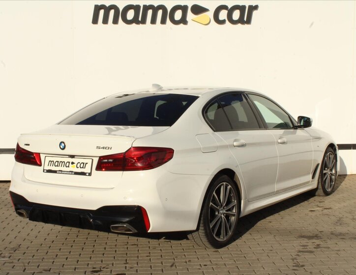 BMW Řada 5 Sedan 3,0 l 250 kw