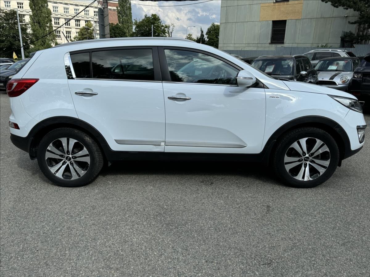 KIA Sportage SUV 2,0 l 135 kw