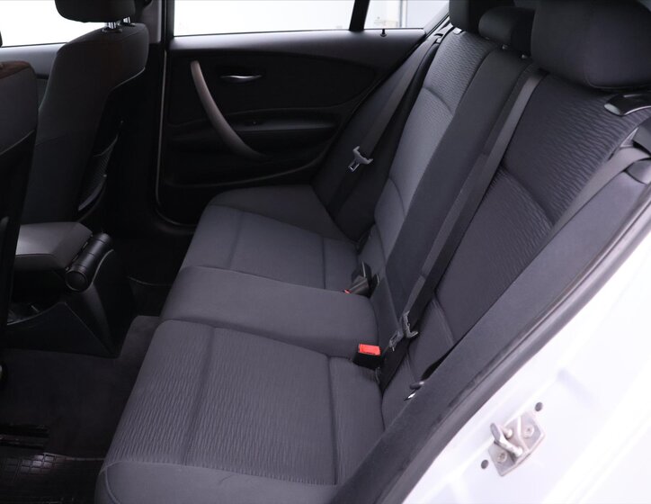 BMW Řada 1 Hatchback 2,0 l 90 kw