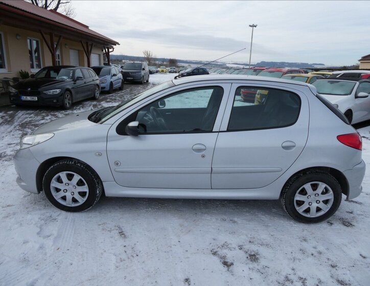 Peugeot 206 Hatchback 1,1 l 44 kw