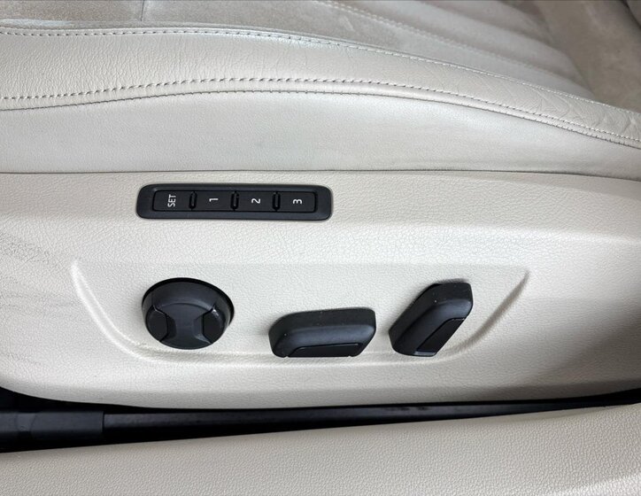 Škoda Superb Liftback 1,4 l 110 kw