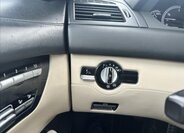 Mercedes-Benz CL Kupé 4,7 l 320 kw