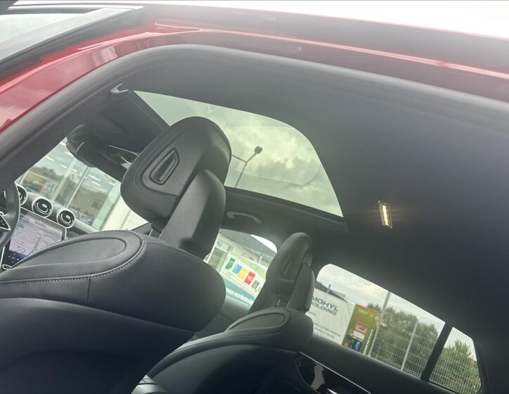 Mercedes-Benz GLC 12