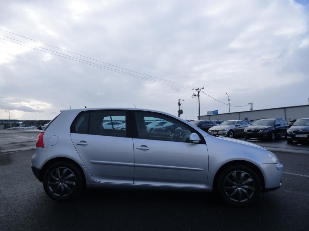 Volkswagen Golf Hatchback 1,6 l 75 kw