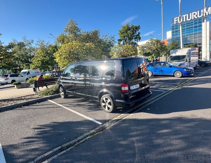 Volkswagen Caravelle VAN-Minibus 0,0 0