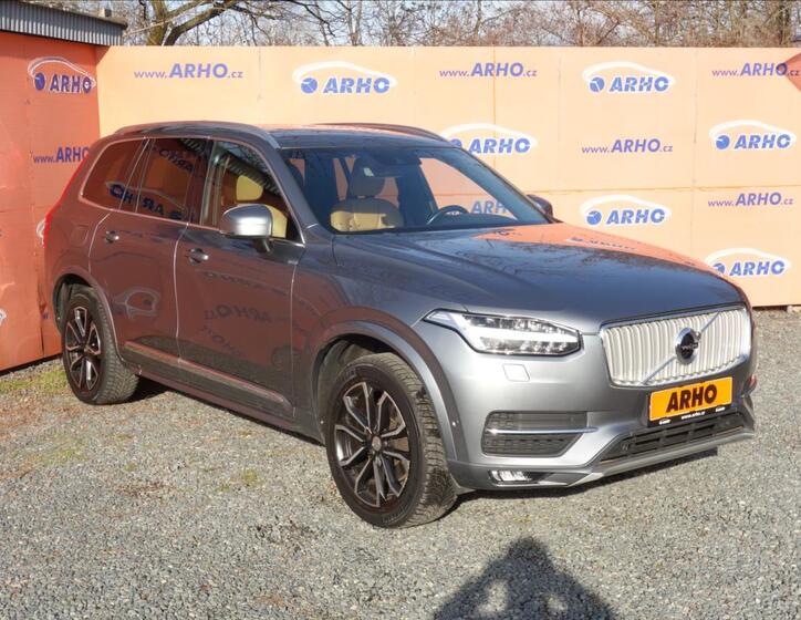 Volvo XC90 1