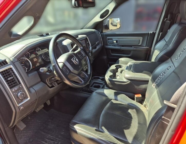 Dodge RAM Pick-up 6,4 l 306 kw