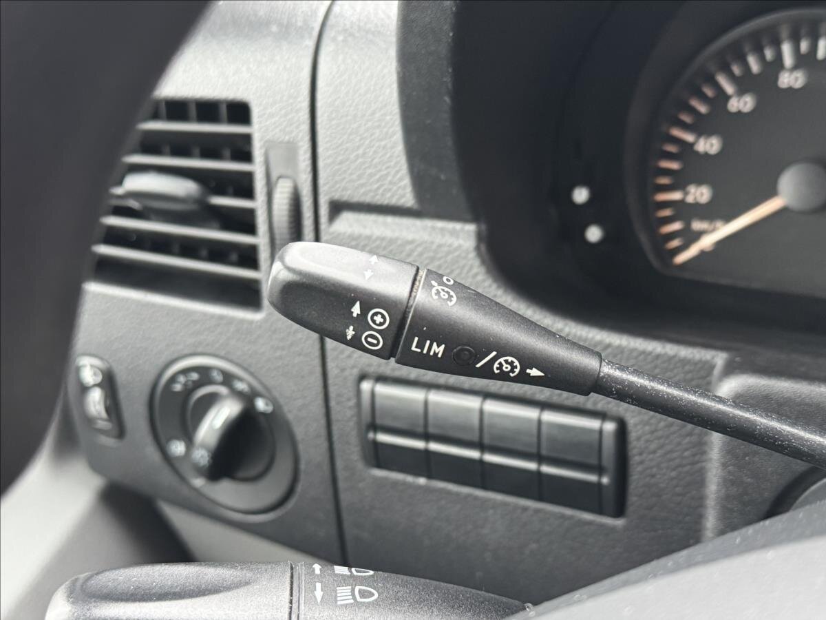 Mercedes-Benz Sprinter Kombi 2,1 l 95 kw