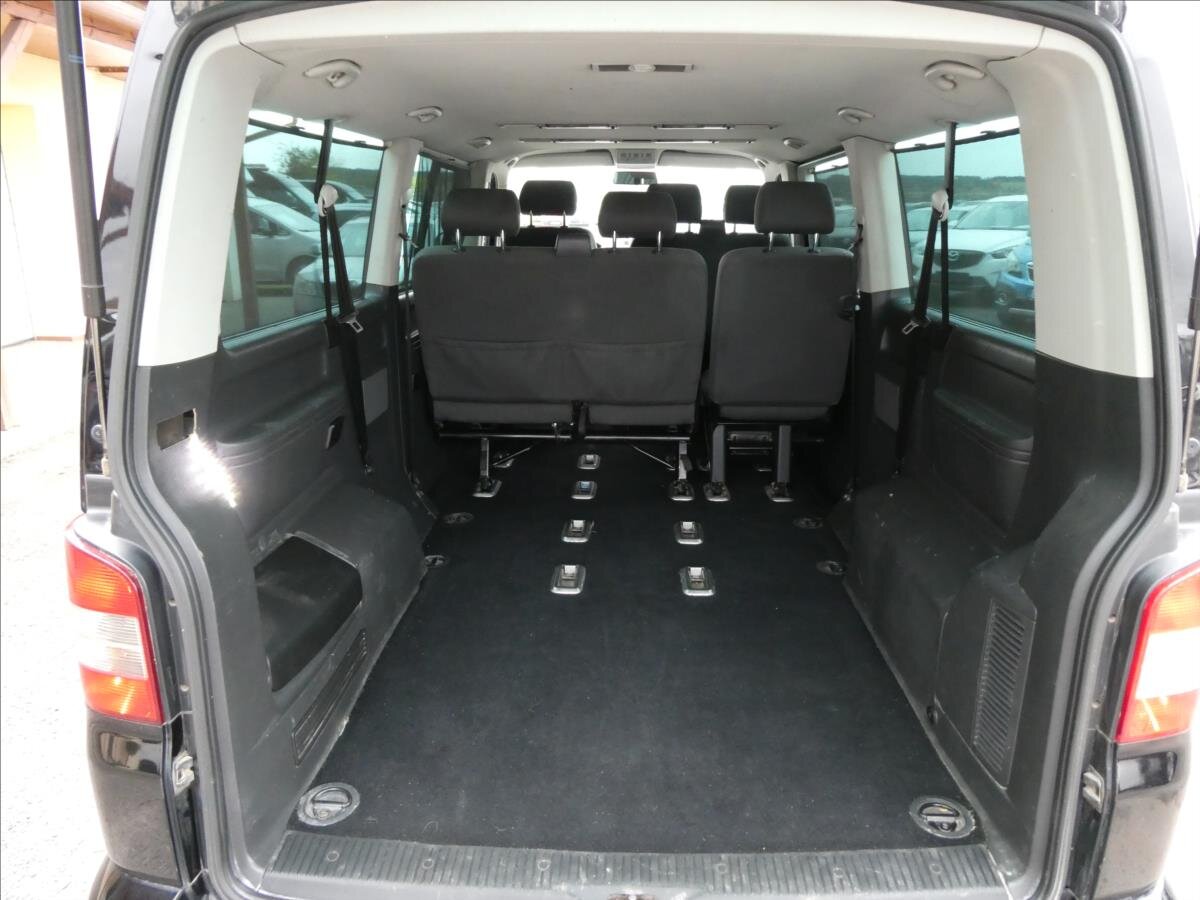 Volkswagen Caravelle Ostatní 2,5 l 96 kw