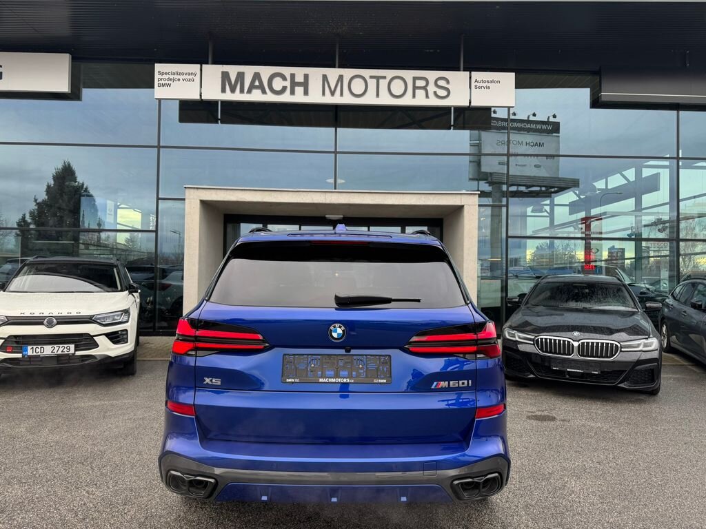 BMW X5 SUV / Terénní 4,4 l 390 kw