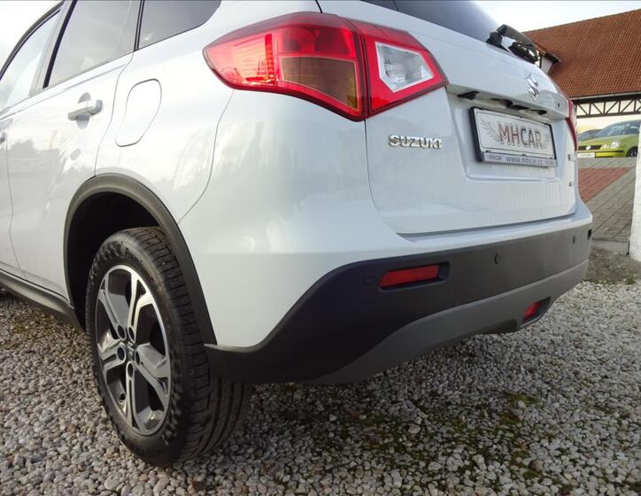 Suzuki Vitara 14