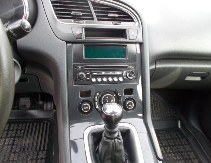 Peugeot 5008 MPV 1,6 l 80 kw