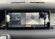 Land Rover Defender 21