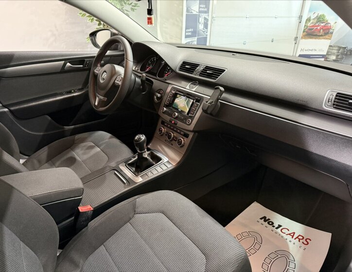 Volkswagen Passat Kombi 1,4 l 90 kw