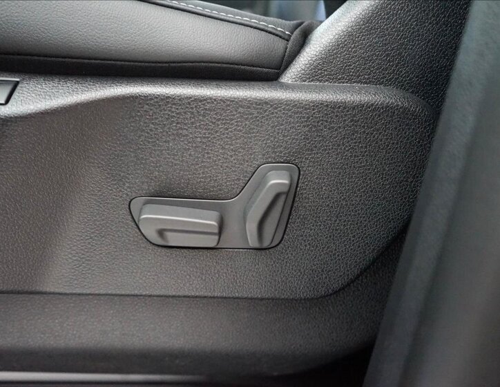 Citroën SpaceTourer MPV 2,0 l 133 kw