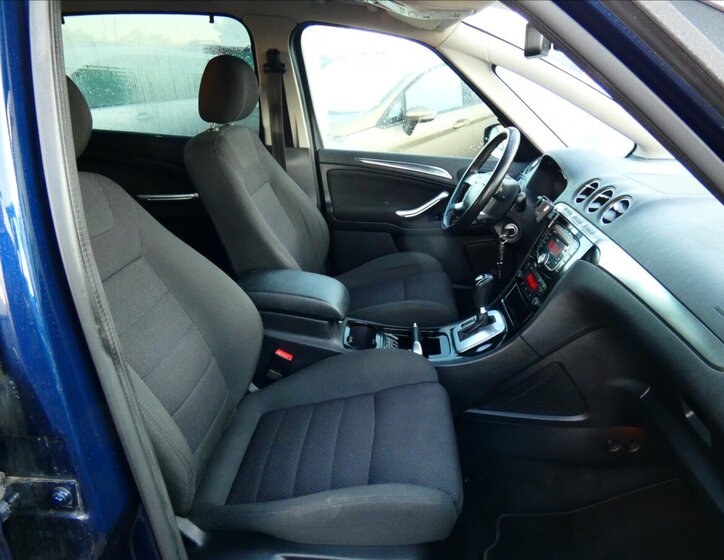 Ford S-MAX MPV 2,0 l 120 kw