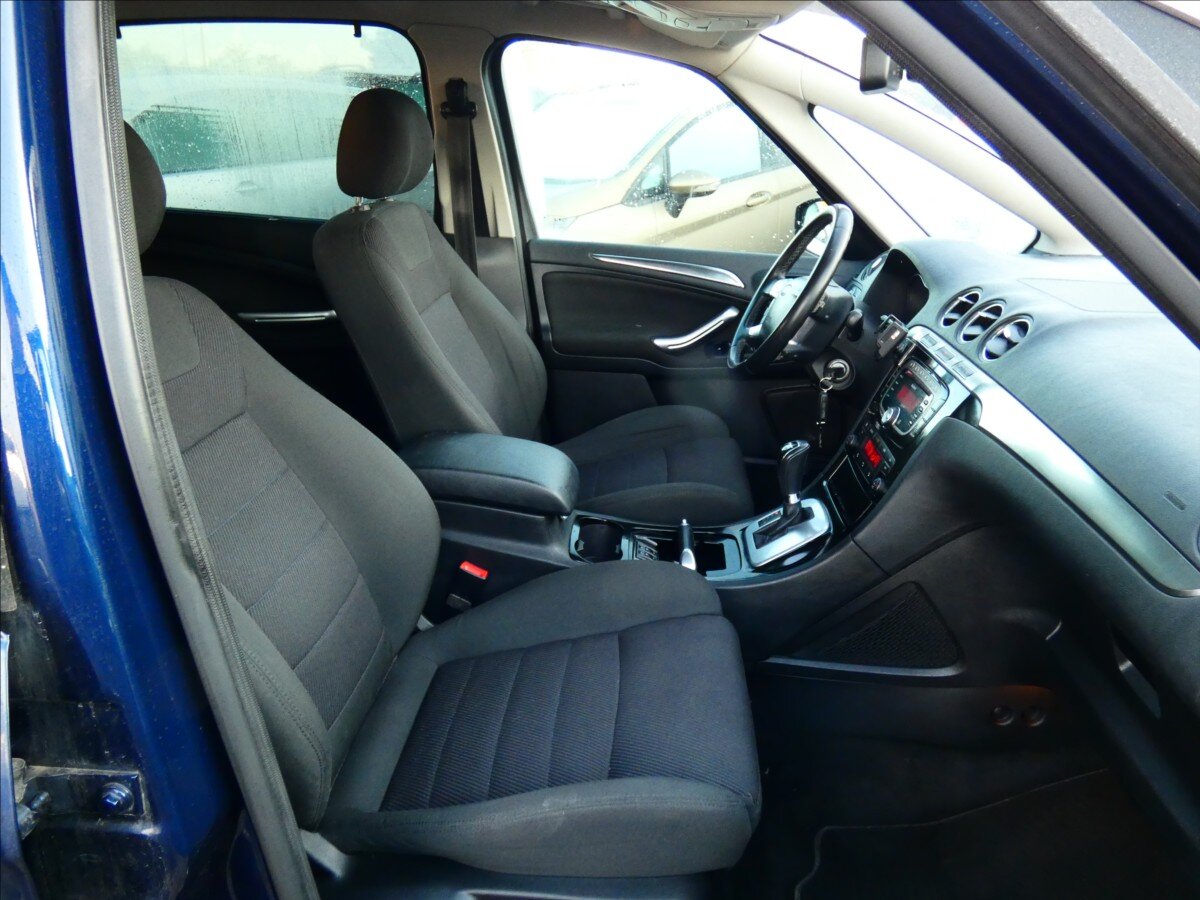 Ford S-MAX MPV 2,0 l 120 kw