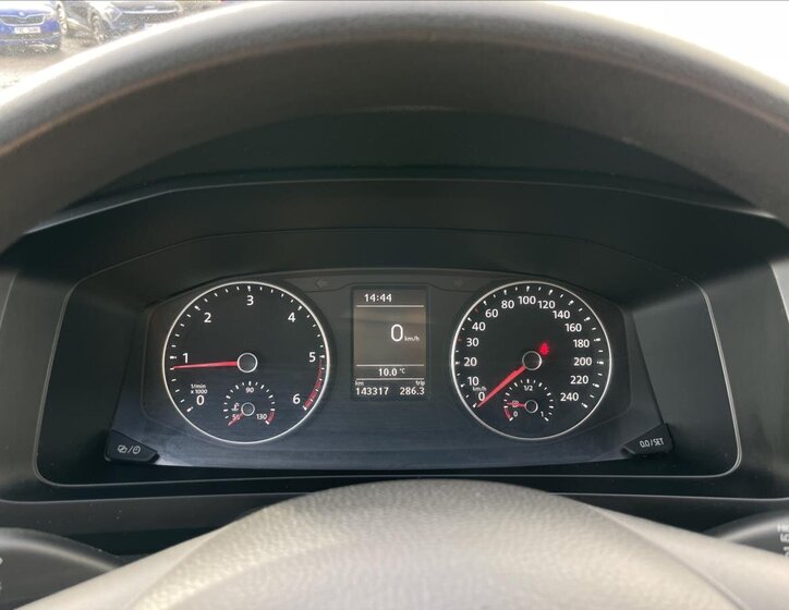 Volkswagen Transporter 9