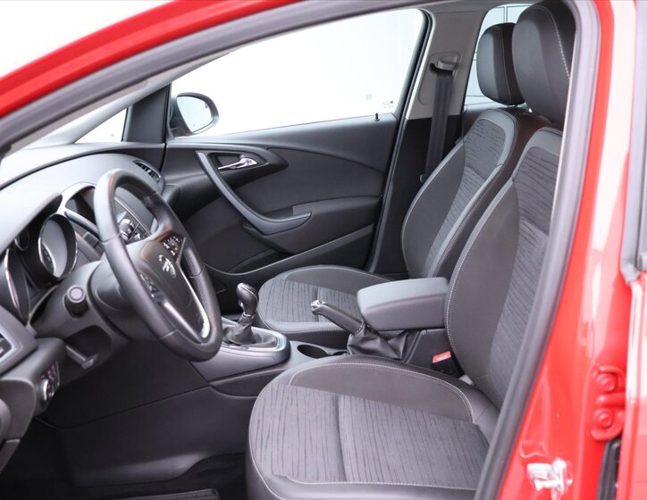 Opel Astra Hatchback 1,4 l 88 kw