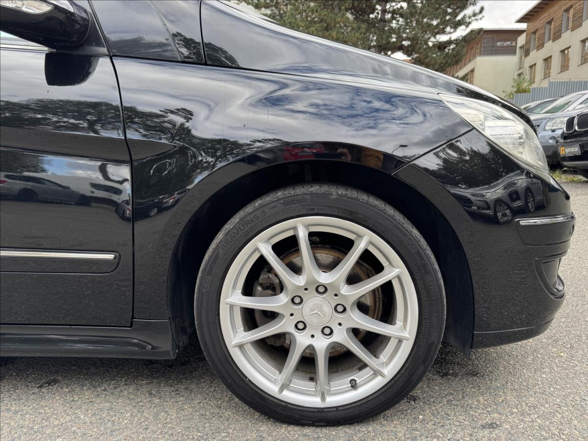 Mercedes-Benz Třídy B Hatchback 2,0 l 103 kw