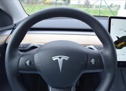 Tesla Model Y SUV / Terénní 0,0 378 kw