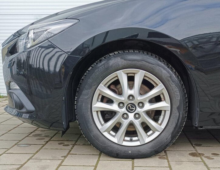 Mazda 3 Hatchback 1,5 l 77 kw