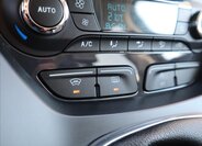 Ford Kuga SUV / Terénní 1,6 l 110 kw