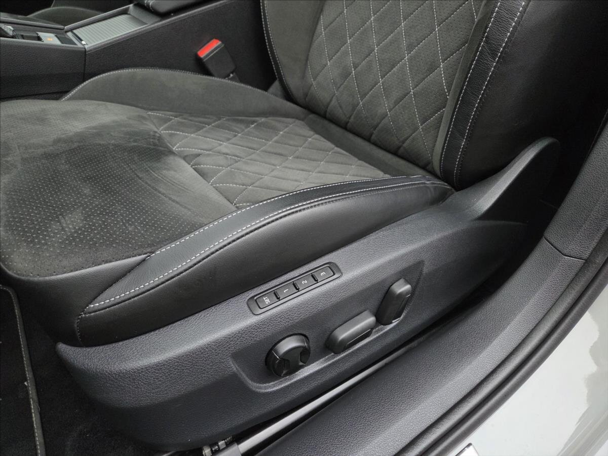 Škoda Superb Kombi 2,0 l 110 kw