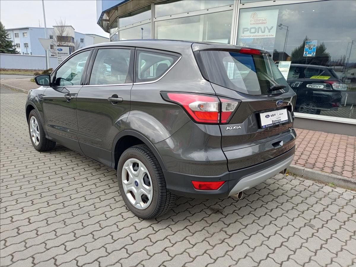 Ford Kuga SUV / Terénní 1,5 l 88 kw