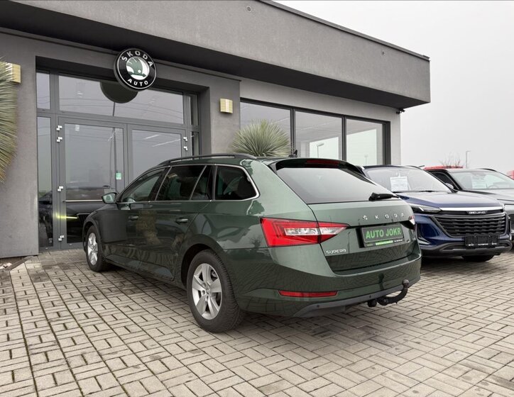 Škoda Superb Kombi 2,0 l 110 kw