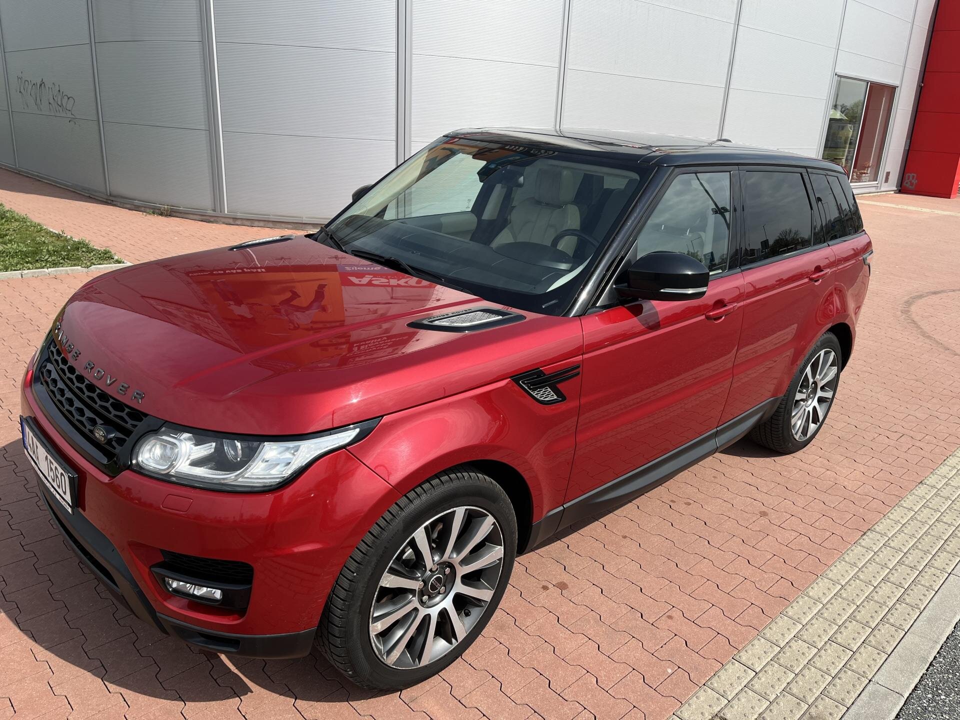 Land Rover Range Rover Sport SUV / Terénní 3,0 l 190 kw