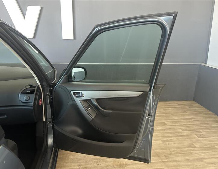 Citroën C4 Picasso 17