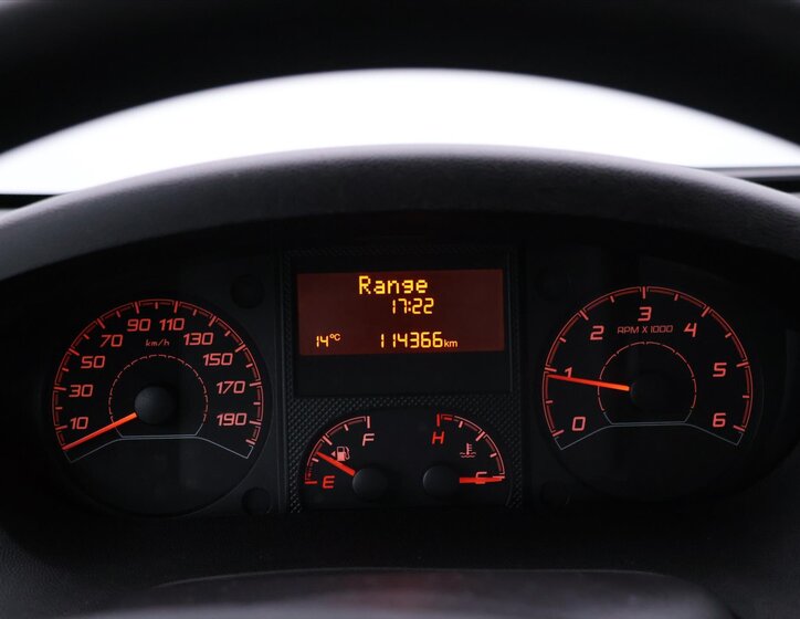 Peugeot Boxer Skříň 2,2 l 121 kw