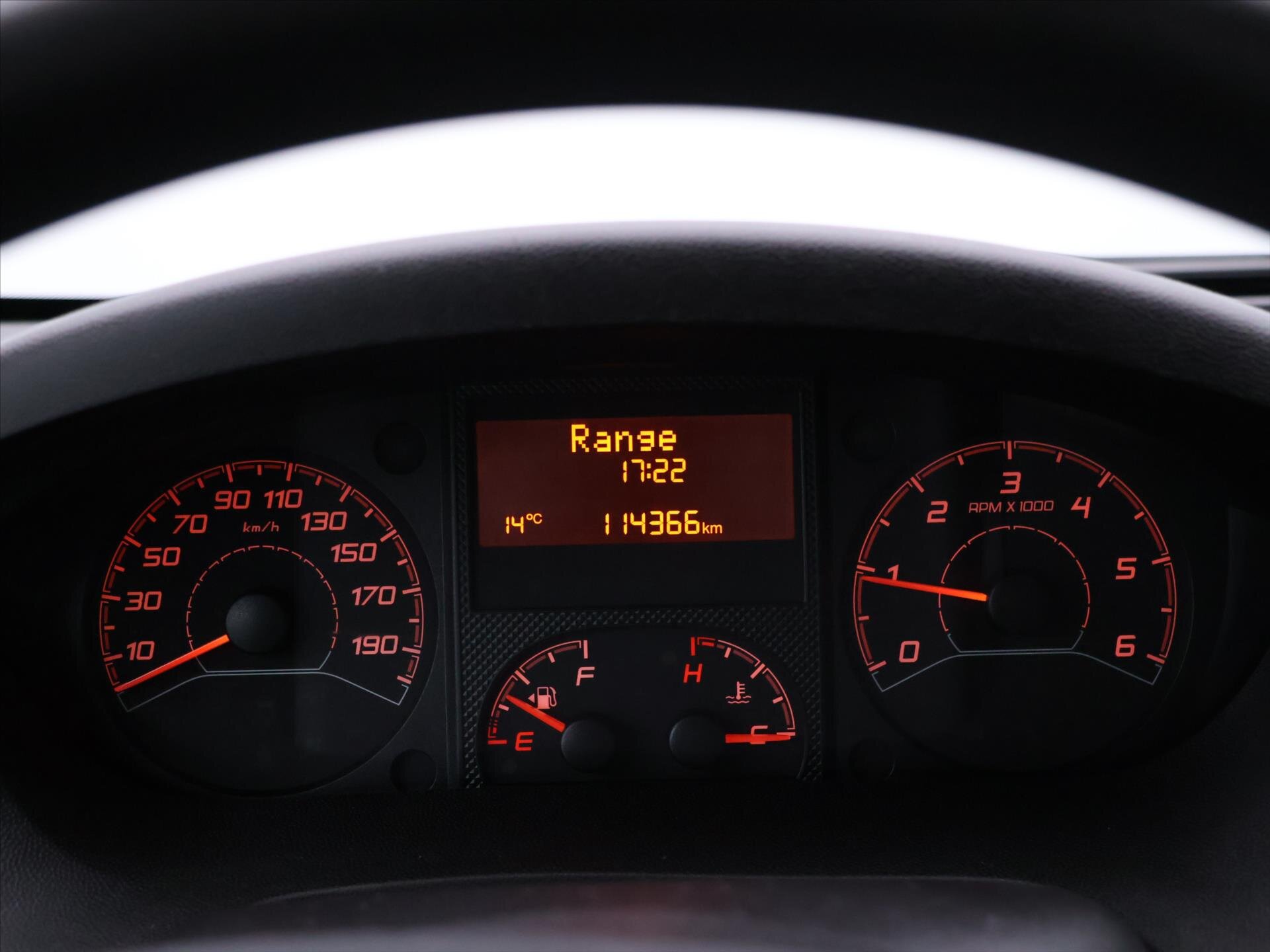 Peugeot Boxer Skříň 2,2 l 121 kw