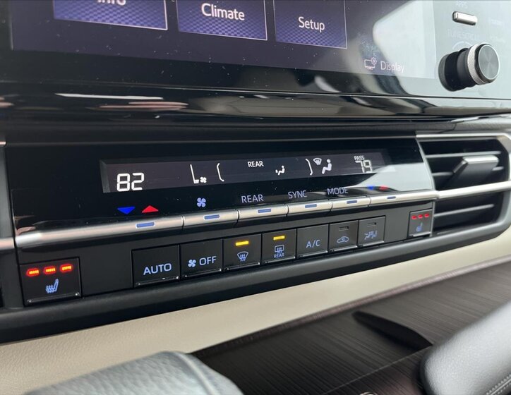 Toyota Sienna MPV 2,5 l 180 kw