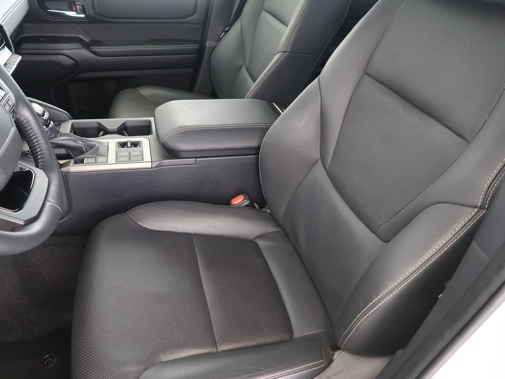 Toyota Land Cruiser SUV 2,8 l 151 kw