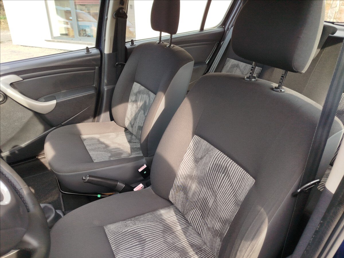 Dacia Sandero Hatchback 1,1 l 55 kw