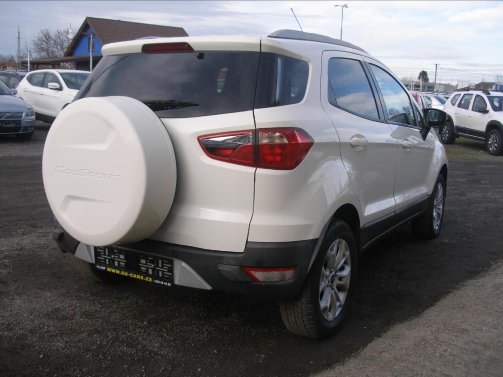 Ford EcoSport 3