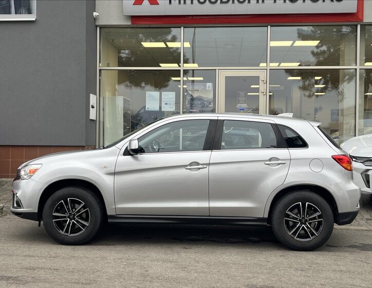 Mitsubishi ASX SUV / Terénní 1,6 l 86 kw