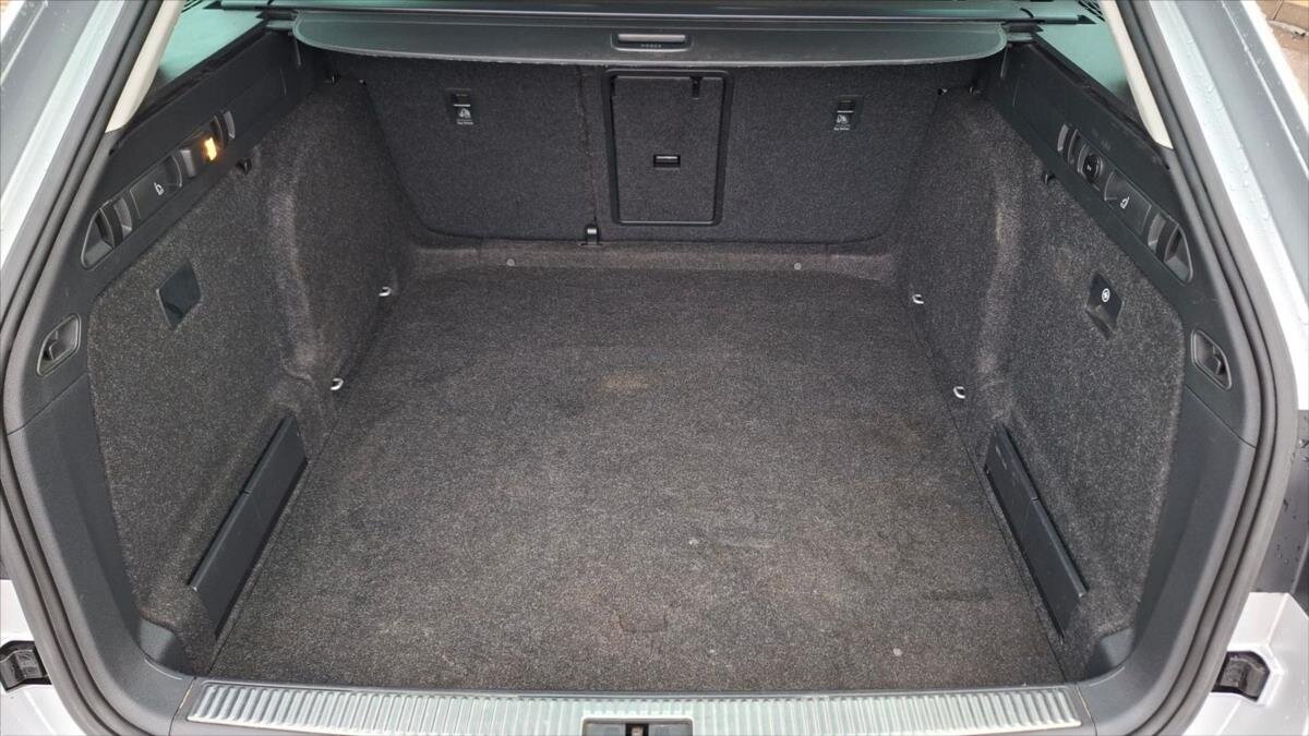 Škoda Superb Kombi 2,0 l 110 kw