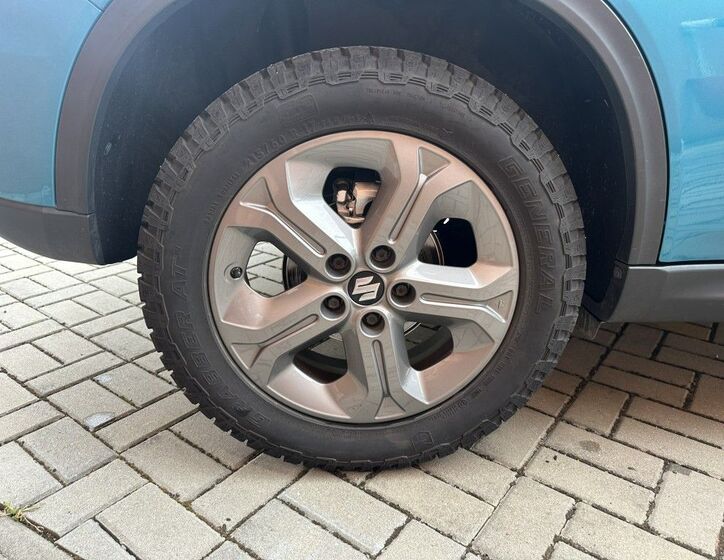 Suzuki Vitara 28